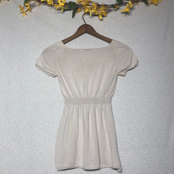 Prada cream light weight shirt - Picture 3 of 3